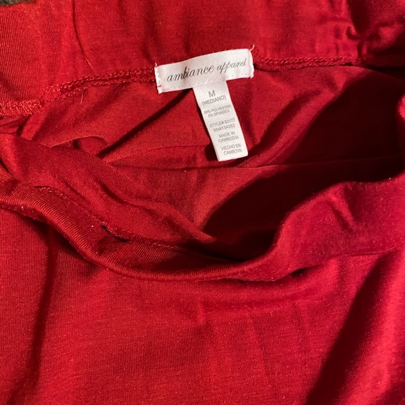 ~~Skirt 5/$20 - Picture 3 of 4